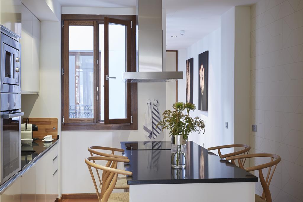 60 บัลโคเนียส เรโกเลโตส Apartment มาดริด ห้อง รูปภาพ